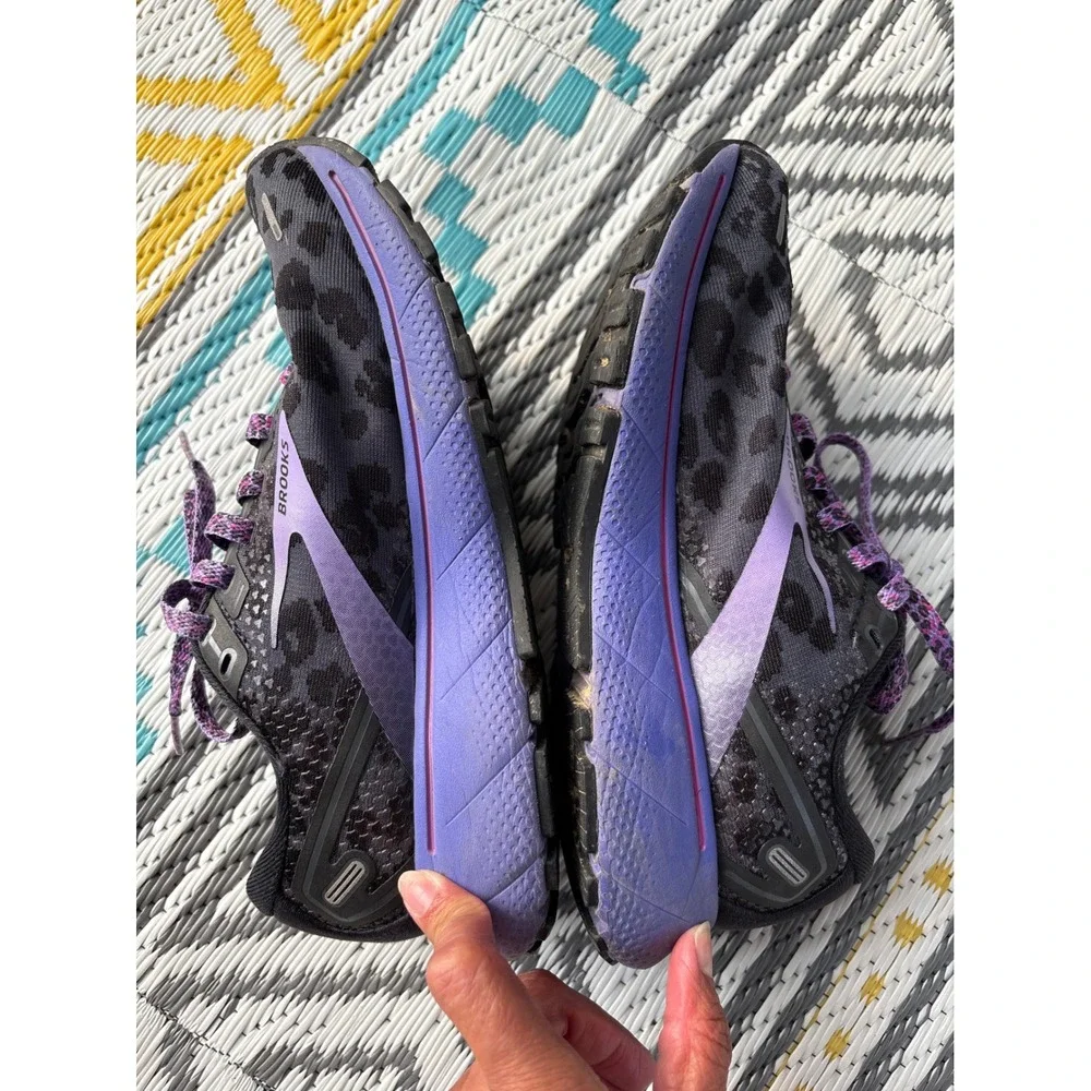 Brooks Ghost 14 Womens Running Shoes Leopard Print Black Purple Sneakers Size 6